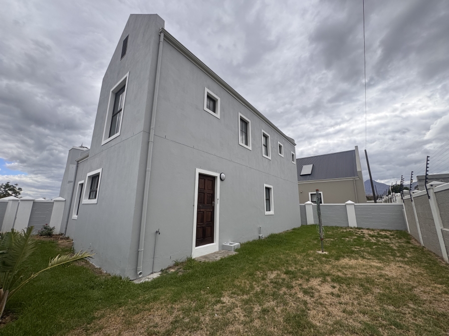 3 Bedroom Property for Sale in Admirals Park Western Cape